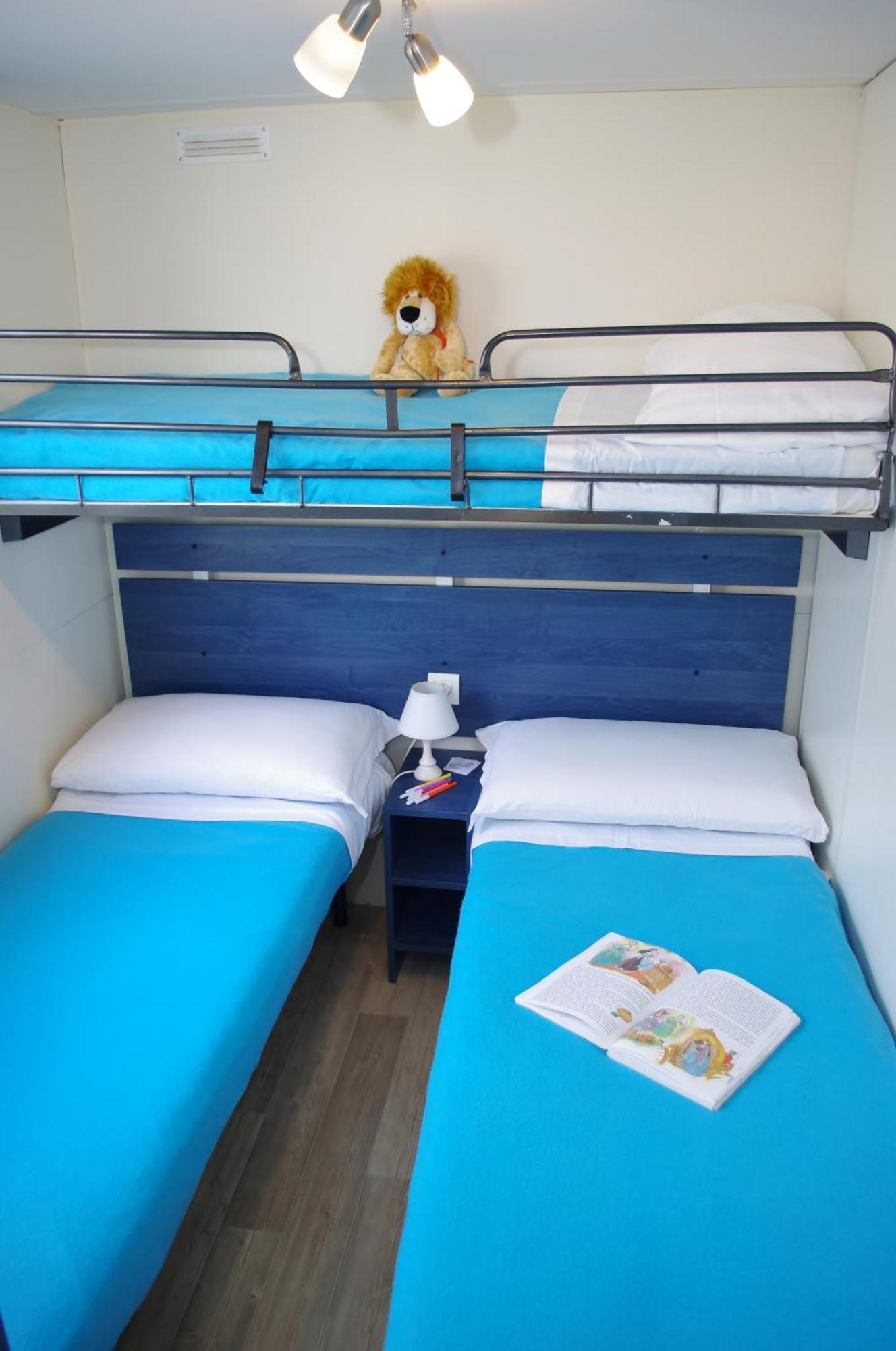 Happy Camp Mobile Homes In Camping Villaggio Internazionale San Menaio Exterior photo